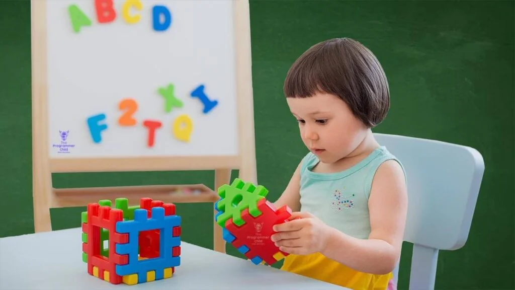 5 من أهم طرائق وأساليب تعليم البرمجة للأطفال 5 أساليب تعليم البرمجة للأطفال